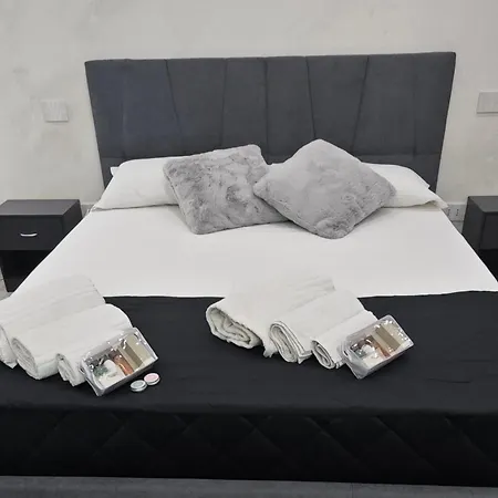 Wonder House 아파트 *